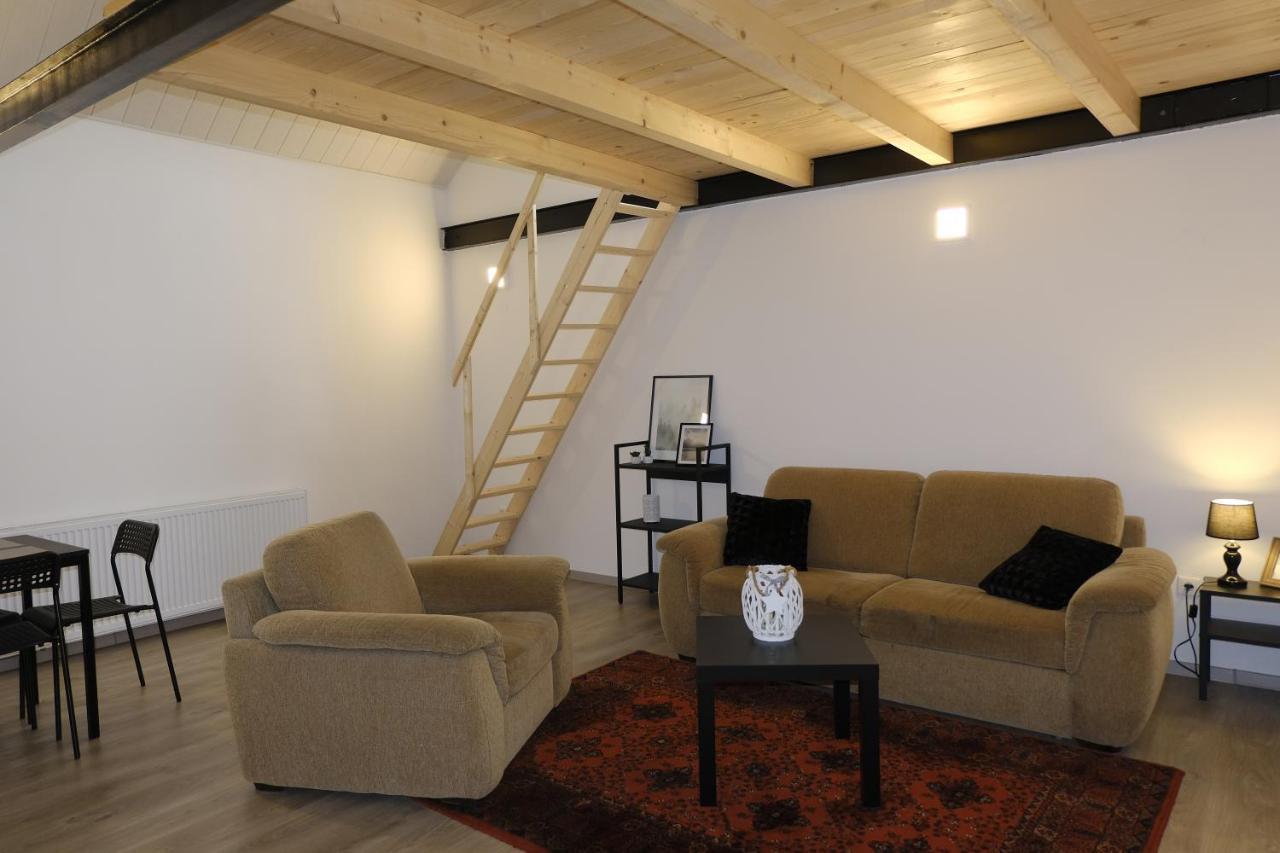 Kajari Apartmanhaz Balatonfőkajár Bagian luar foto