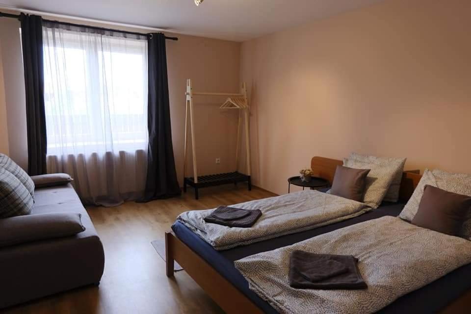 Kajari Apartmanhaz Balatonfőkajár Bagian luar foto
